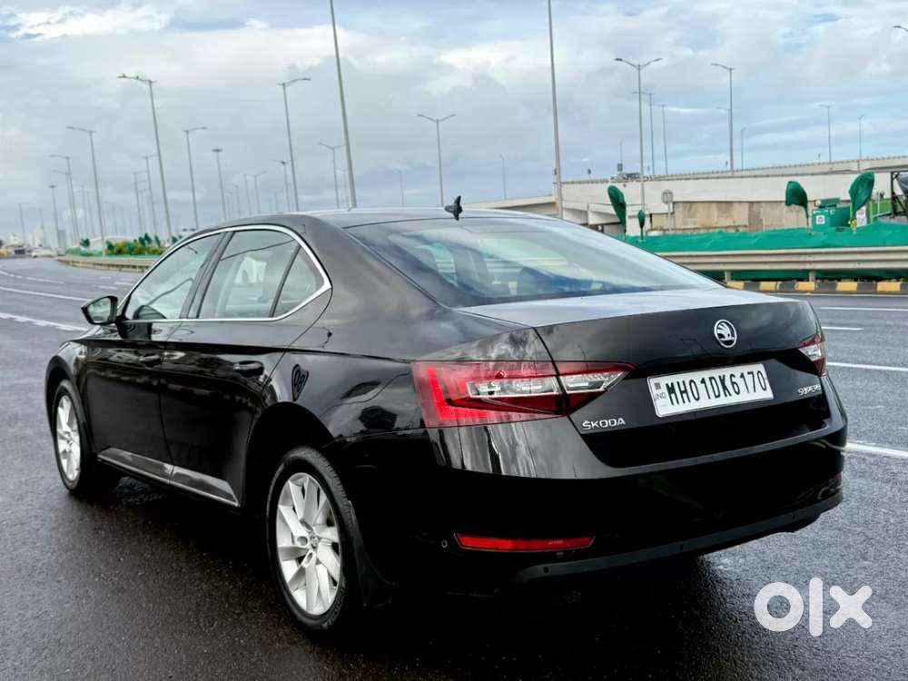 Skoda Superb 2.0 L&k Tsi At, 2019, Petrol