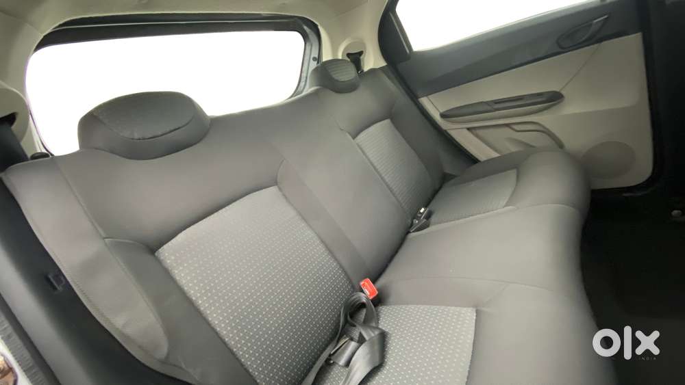 Tata Tiago 1.2 Revotron Xm, 2019, Petrol