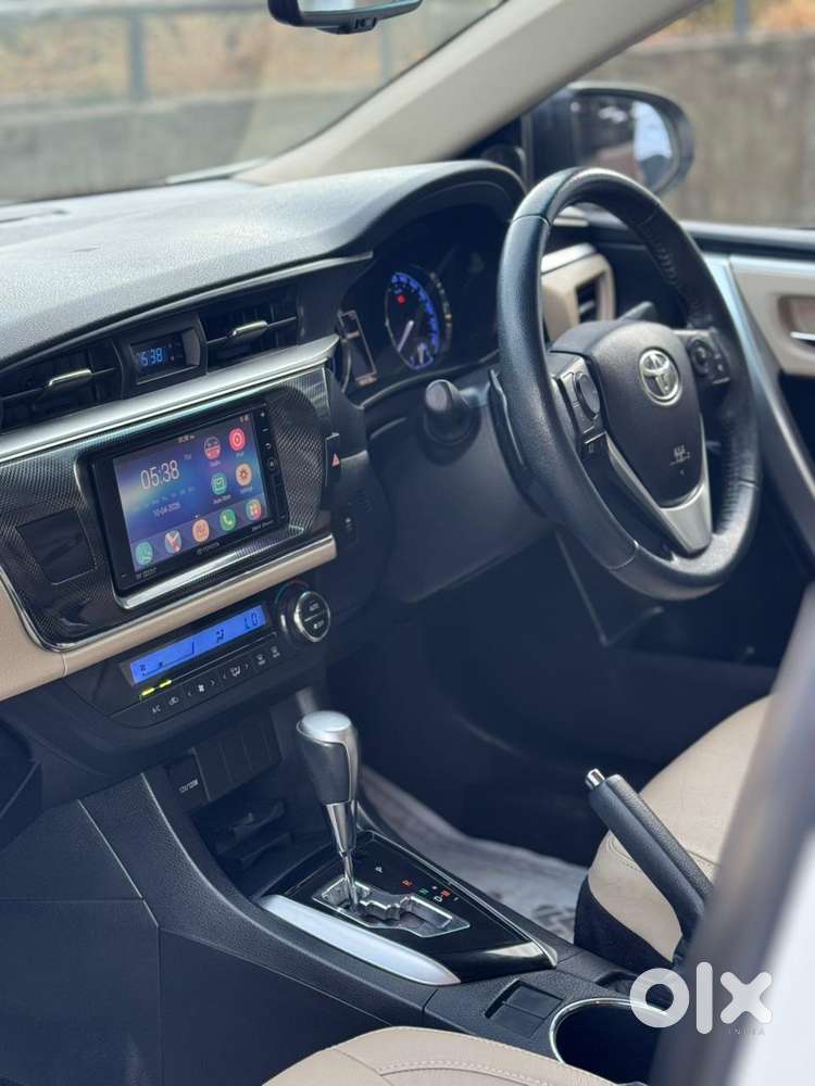 Toyota Corolla Altis 2013-2017 Vl At, 2016, Petrol