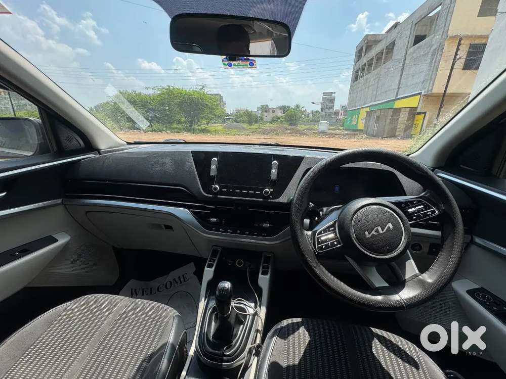 Kia Carens Diesel Manual 2022 Variant