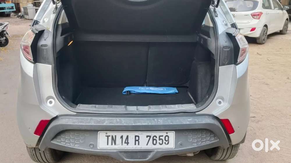 Tata Nexon 1.2 Revotron Xz, 2018, Petrol