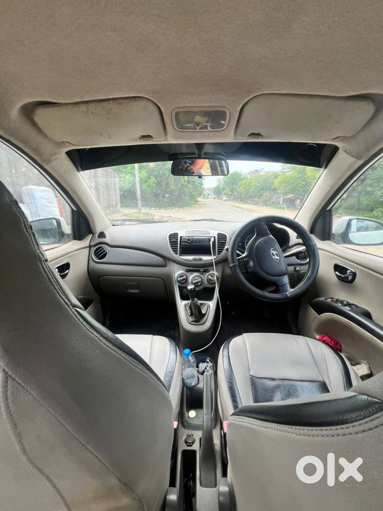 Hyundai I10 2011 Km Driven 111000