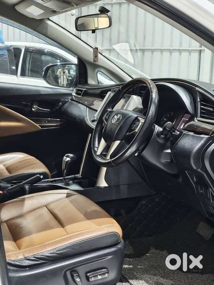 Toyota Innova Crysta 2.8 Zx At, 2017, Diesel