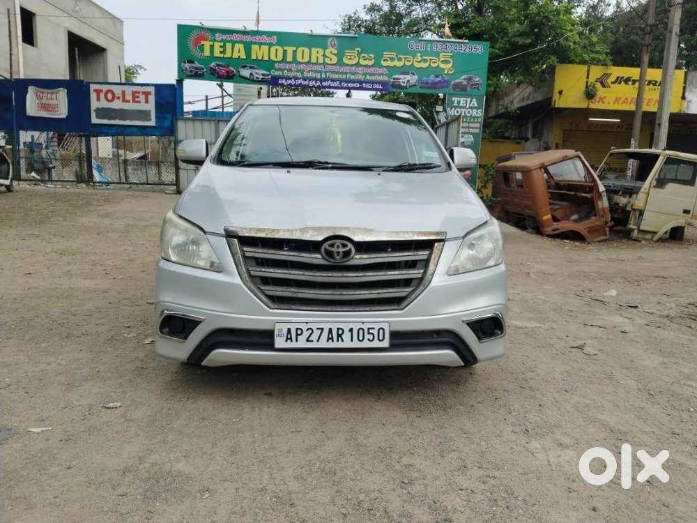 Toyota Innova 2.5 V 8 Str, 2012, Diesel