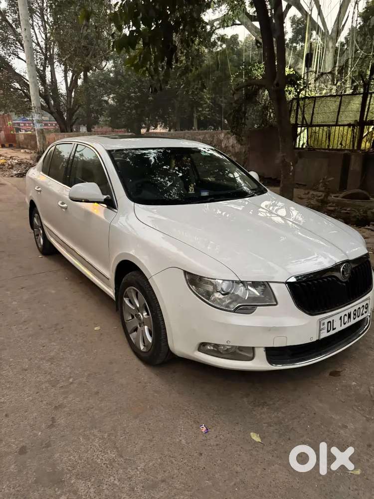 Skoda Superb 2012 Petrol Well Maintained