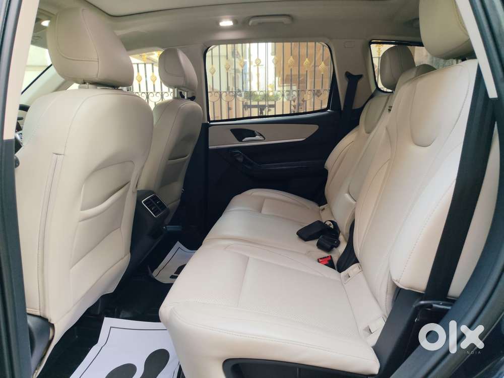 Mahindra Xuv700 2.2 Ax 7 Diesel At Luxury Pack Str, 2022, Diesel