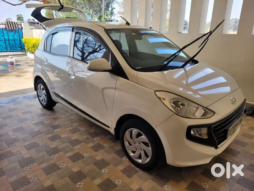 Hyundai Santro Asta Top Model