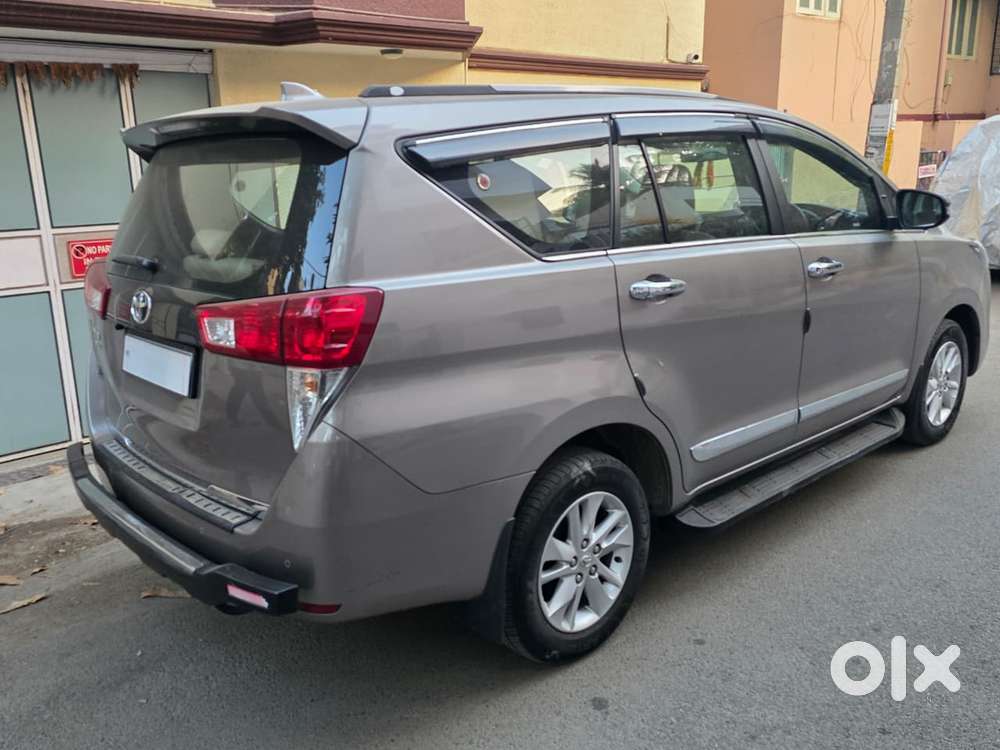 Toyota Innova Crysta [2020-ongoing] 2.4 Gx 7 Str, 2022, Diesel
