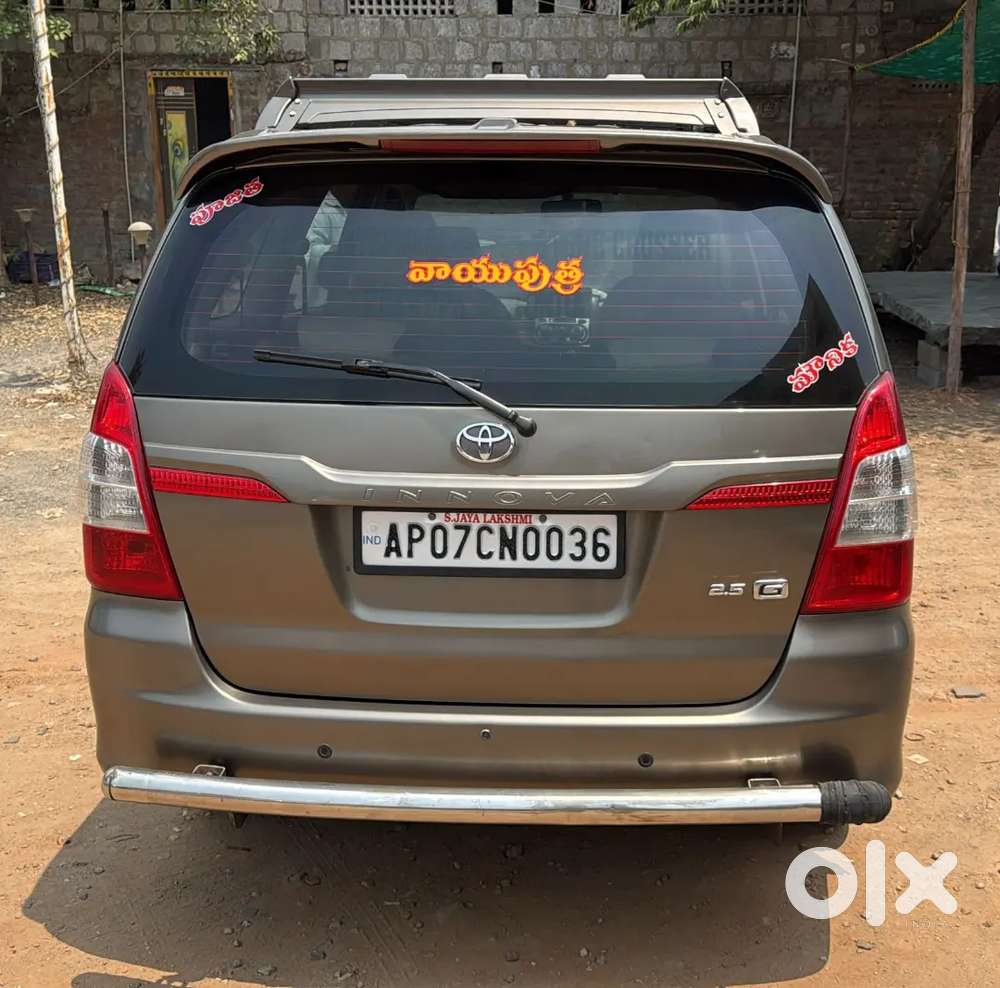 Toyota Innova 2015 Diesel Well Maintained