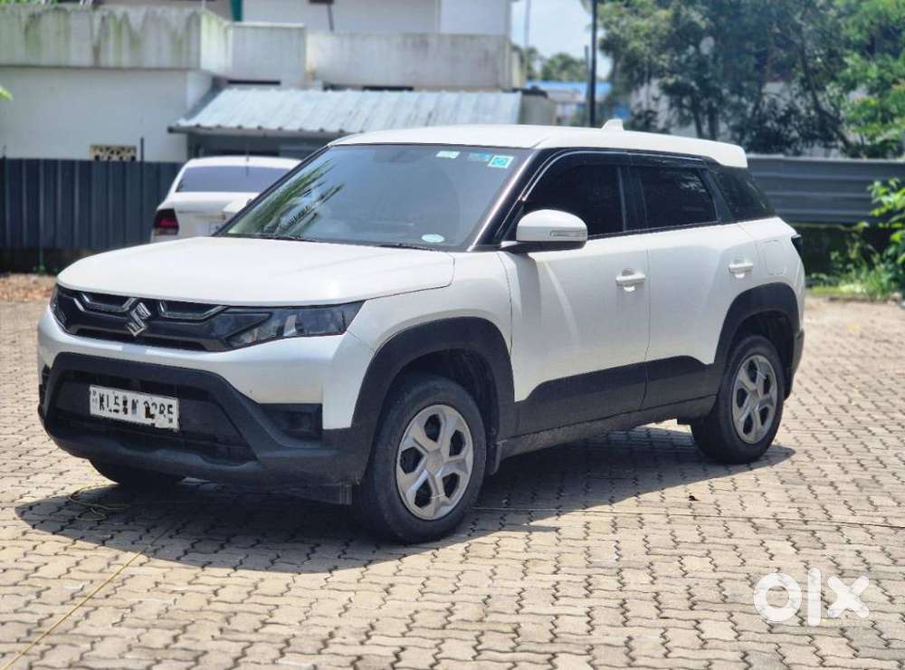 Maruti Suzuki Brezza 1.5 Vxi Smart Hybrid, 2022, Petrol