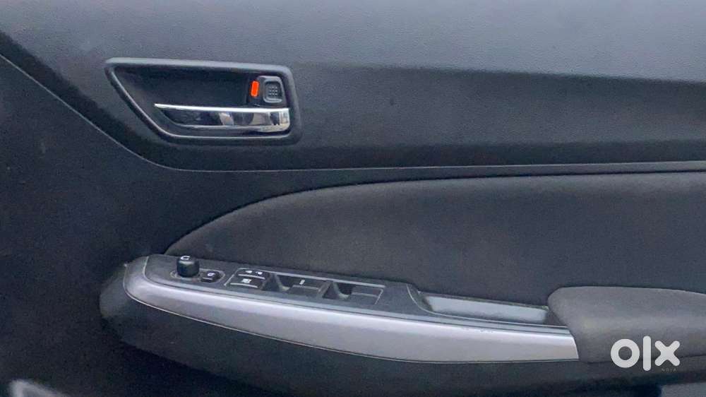 Maruti Suzuki Swift Amt Zxi, 2022, Petrol