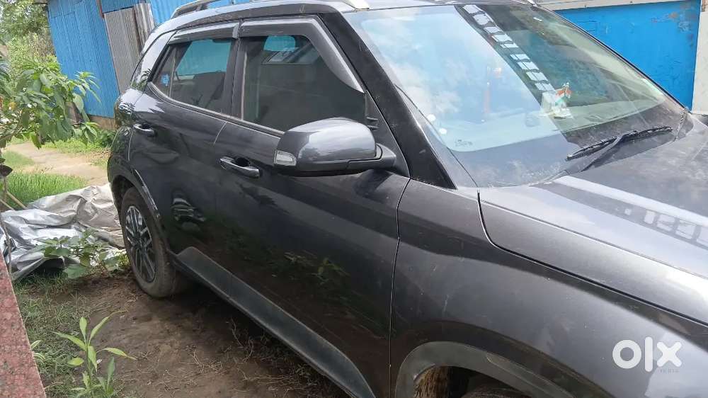 Hyundai Venue 2021 Petrol 8700 Km Driven  Well Maintained