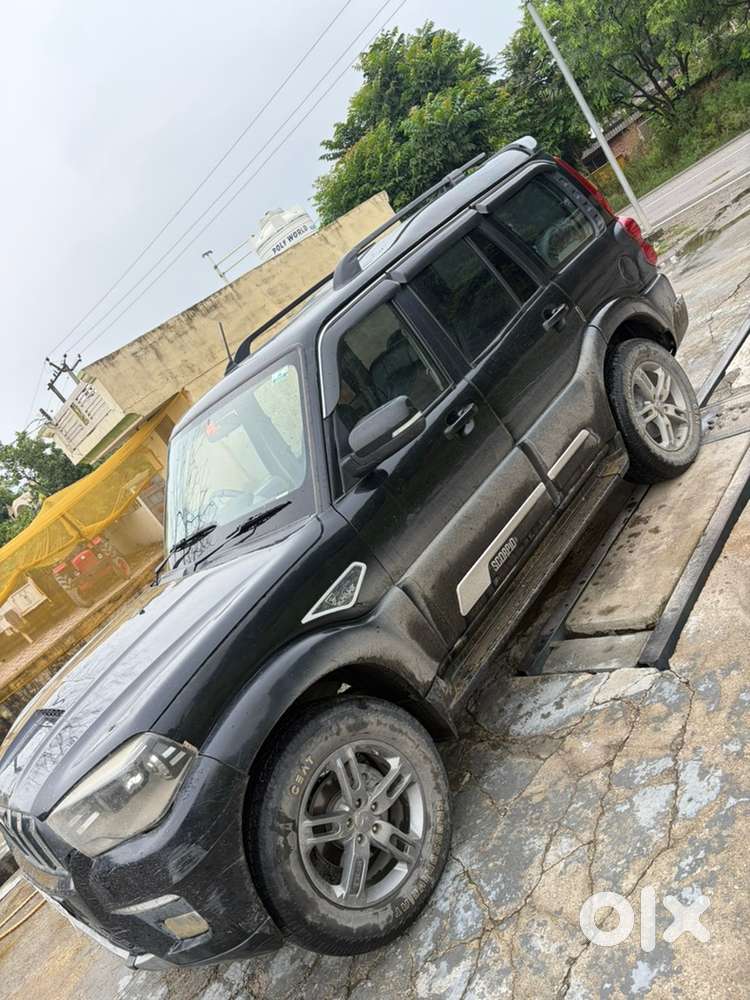 Mahindra Scorpio Classic 2020