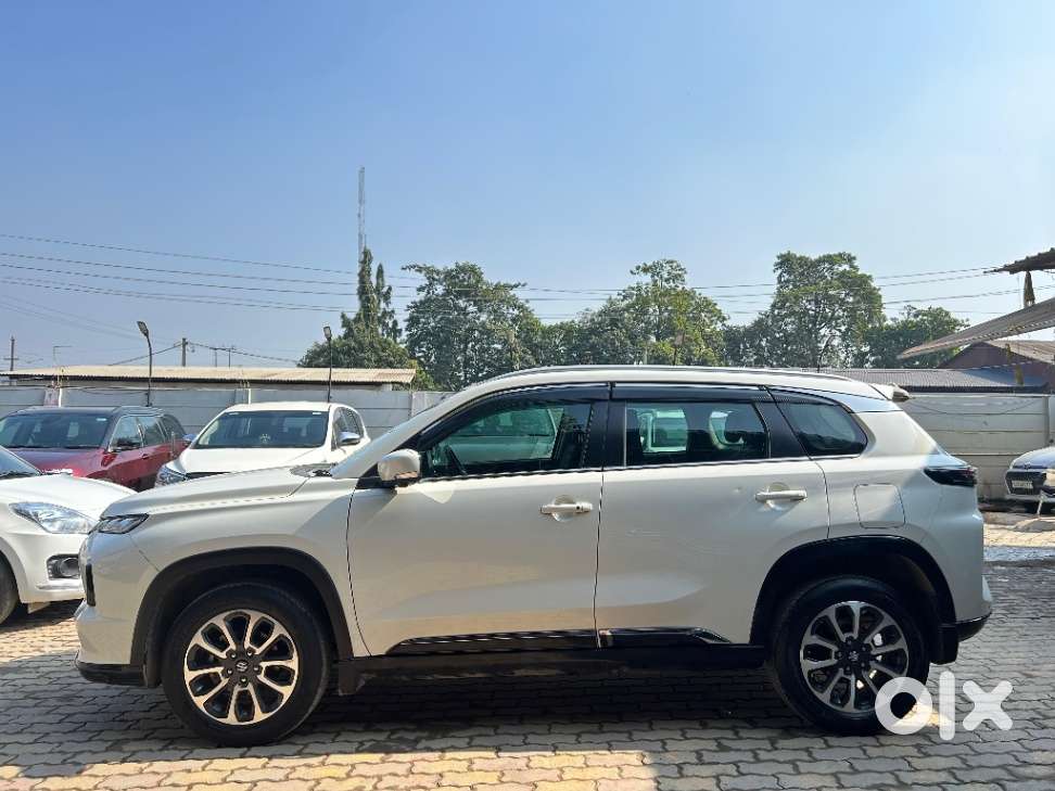 Maruti Suzuki Grand Vitara Smart Hybrid Alpha, 2024, Petrol