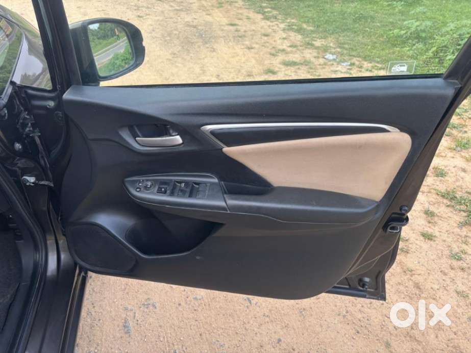 Honda Jazz V Cvt, 2016, Petrol