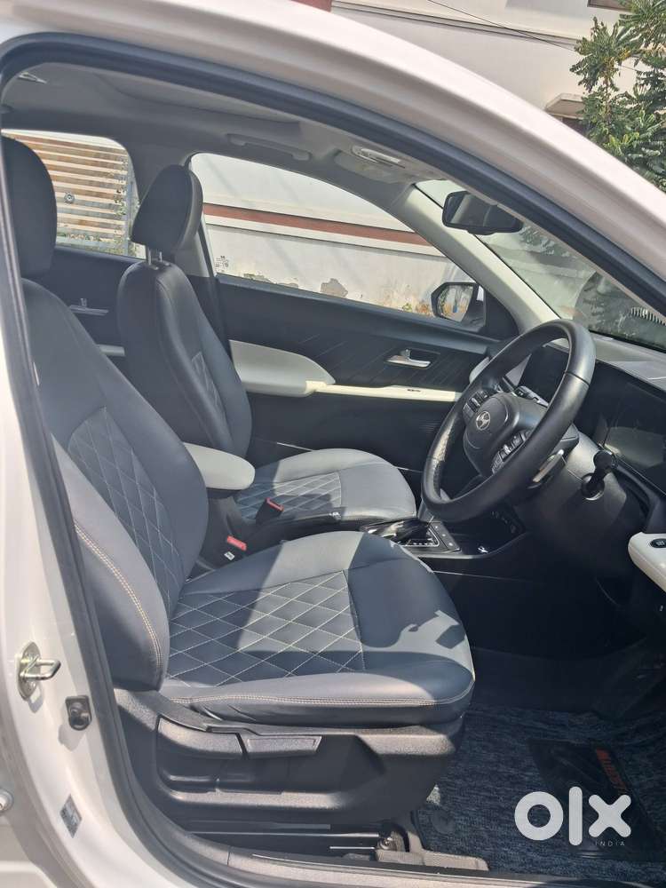 Hyundai Verna Sx Petrol At, 2025, Petrol
