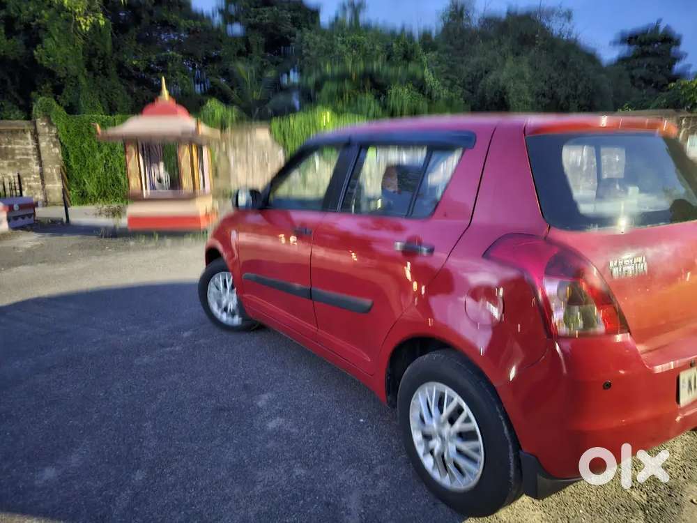 Maruti Suzuki Swift Vxi 2010  1.09 Lakh Km  Good Condition