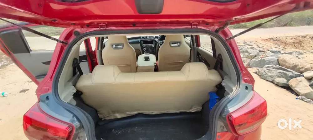 Mahindra Kuv 100 2017 Petrol 46757 Km Driven