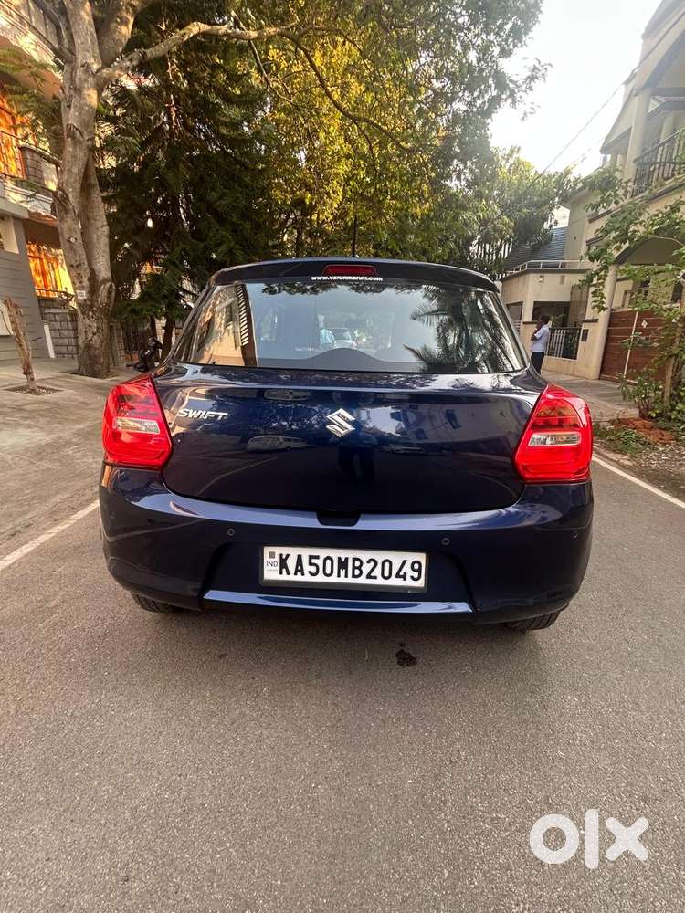 Maruti Suzuki Swift Vxi + Manual, 2022, Petrol