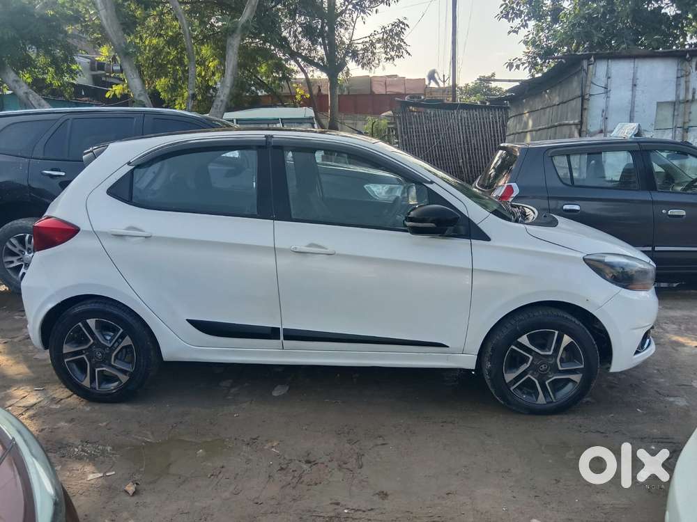 Tata Tiago 1.05 Revotorq Xz Plus Dualtone, 2020, Petrol