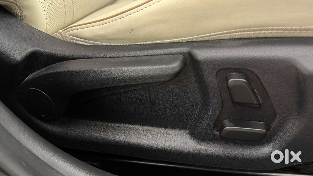 Hyundai Verna 1.5 Sx (o) Ivt, 2023, Petrol