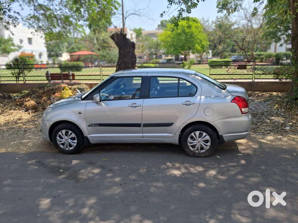 Maruti Suzuki Swift Dzire 1.2 Vxi Bsiv, 2011, Petrol