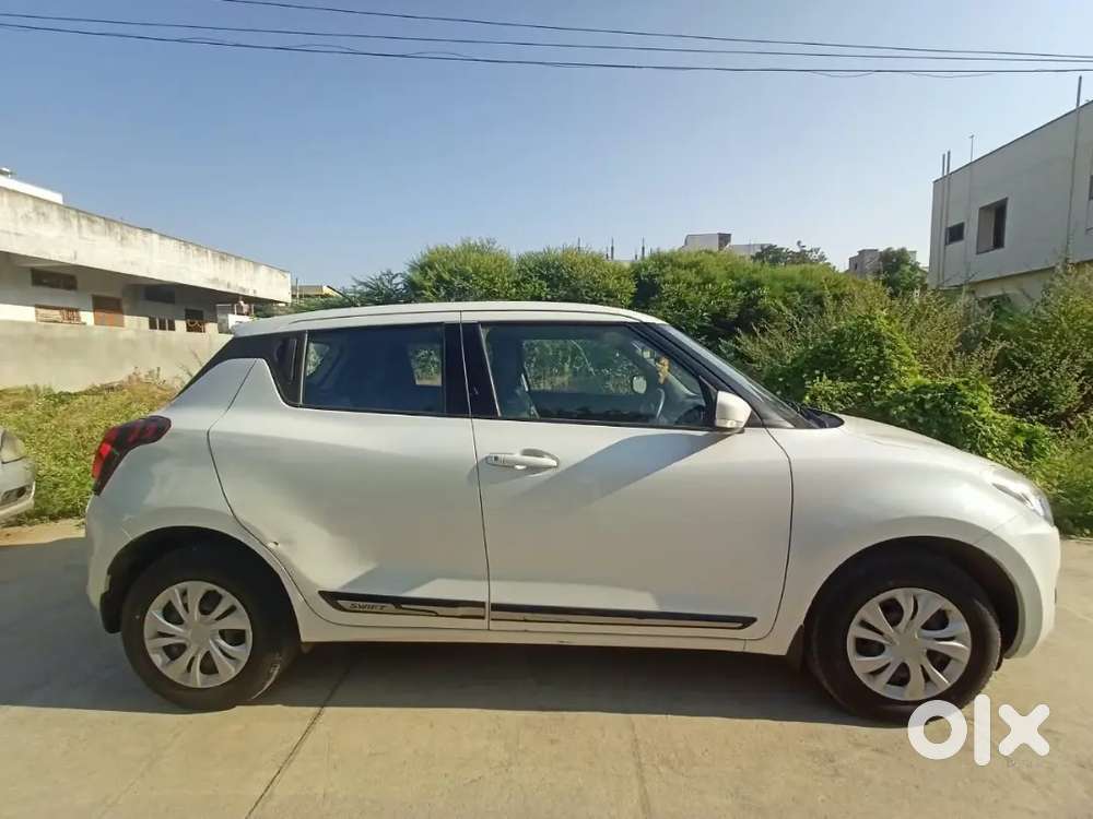 Maruti Suzuki Swift 2023 Vxi Manual