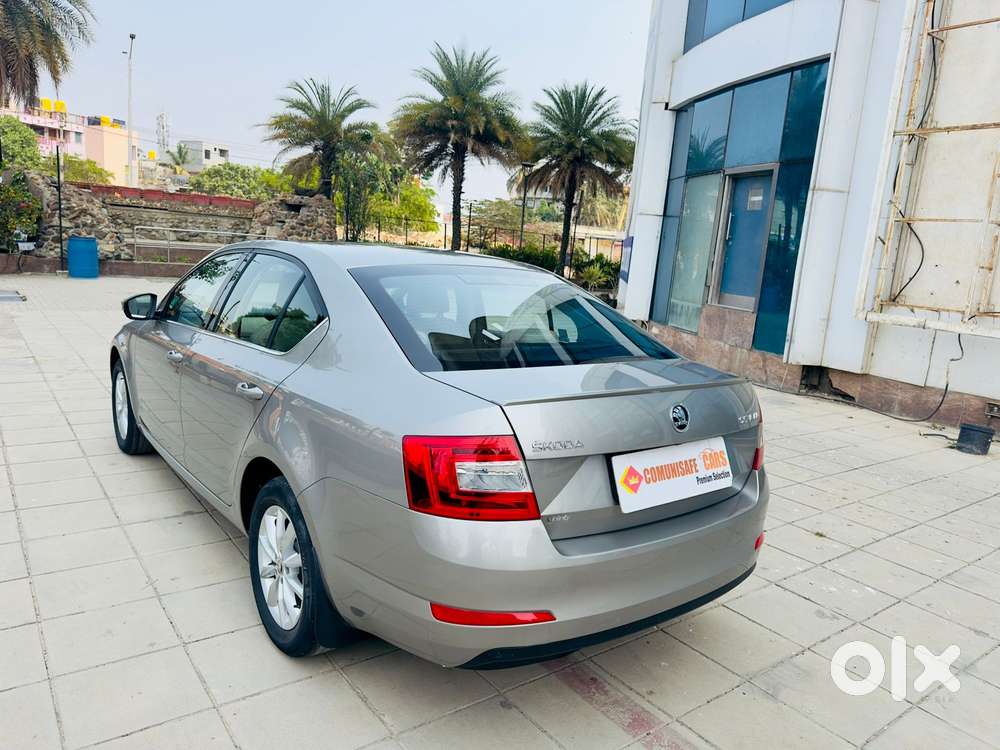 Skoda Octavia 2013-2017 Elegance 1.8 Tsi At, 2015, Petrol