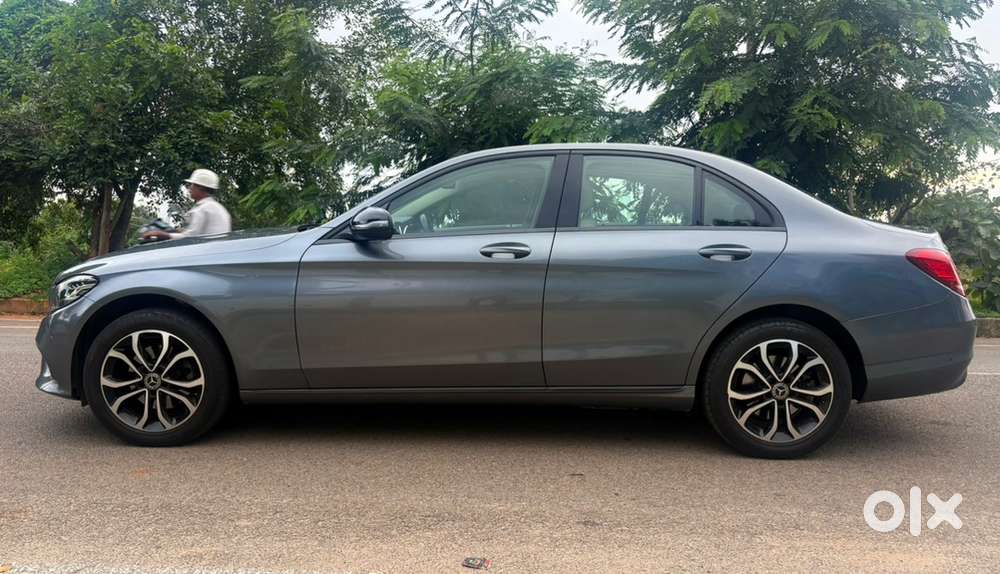 Mercedes-Benz C-Class 2021