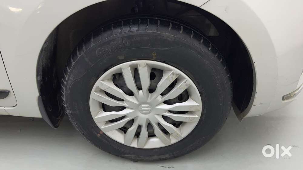 Maruti Suzuki Dzire 1.2 Vxi Amt, 2019, Petrol