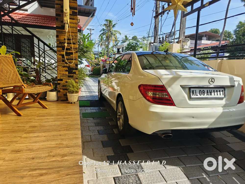 Benz C Class C200 - Original Kerala - 2011 - Petrol Automatic - Rwd