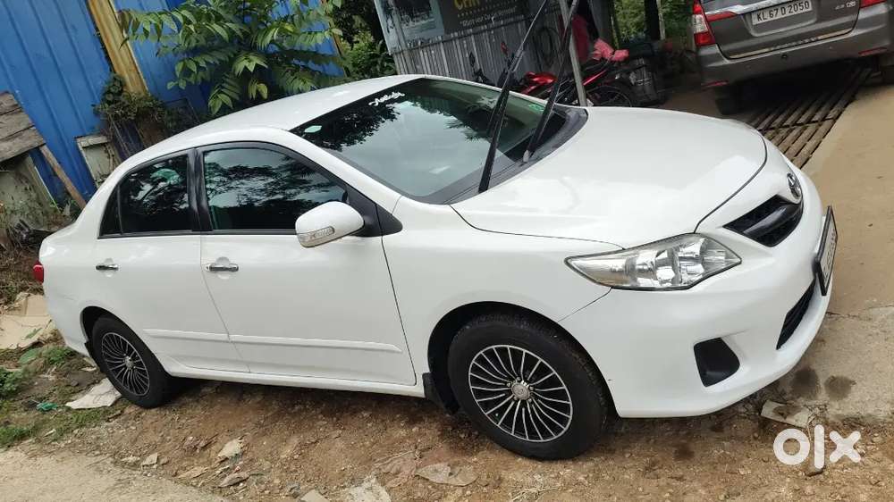 Toyota Corolla Altis 2011 Manual Diesel Second Owner