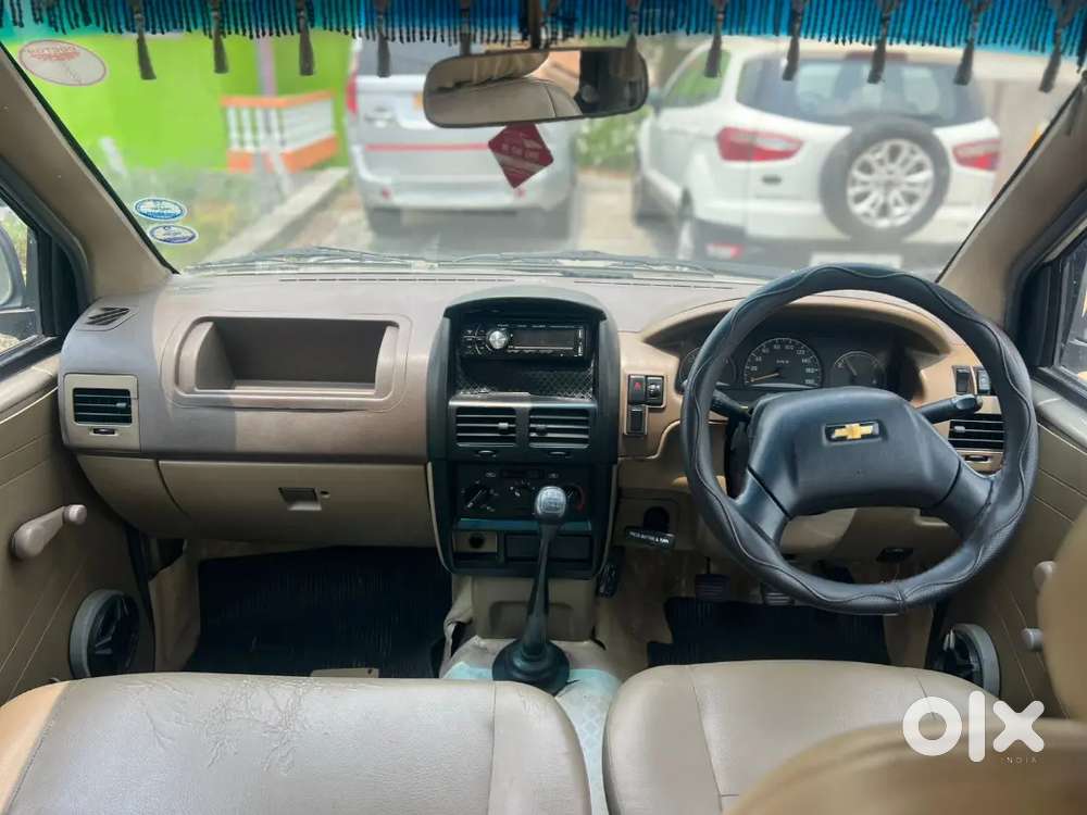 Chevrolet Tavera 2011 Diesel 122000 Km Driven