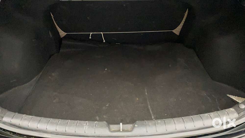 Hyundai Verna 1.6 Vtvt Sx, 2019, Petrol