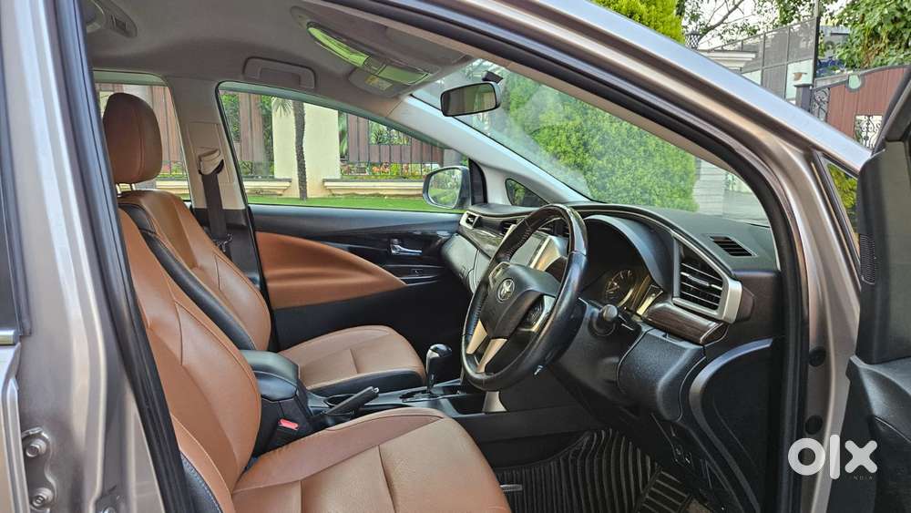 Toyota Innova Crysta [2020-ongoing] 2.4 Zx 7 Str, 2022, Diesel