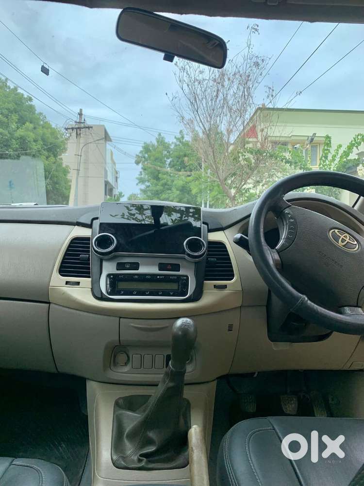 Toyota Innova 2.5 V 7 Str, 2011, Diesel