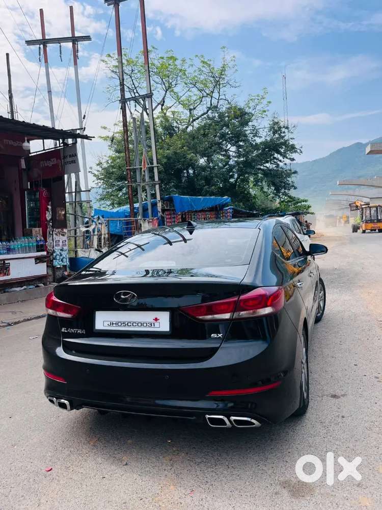 New Elantra 2018 Model 2nd Owner Running 72000 Km