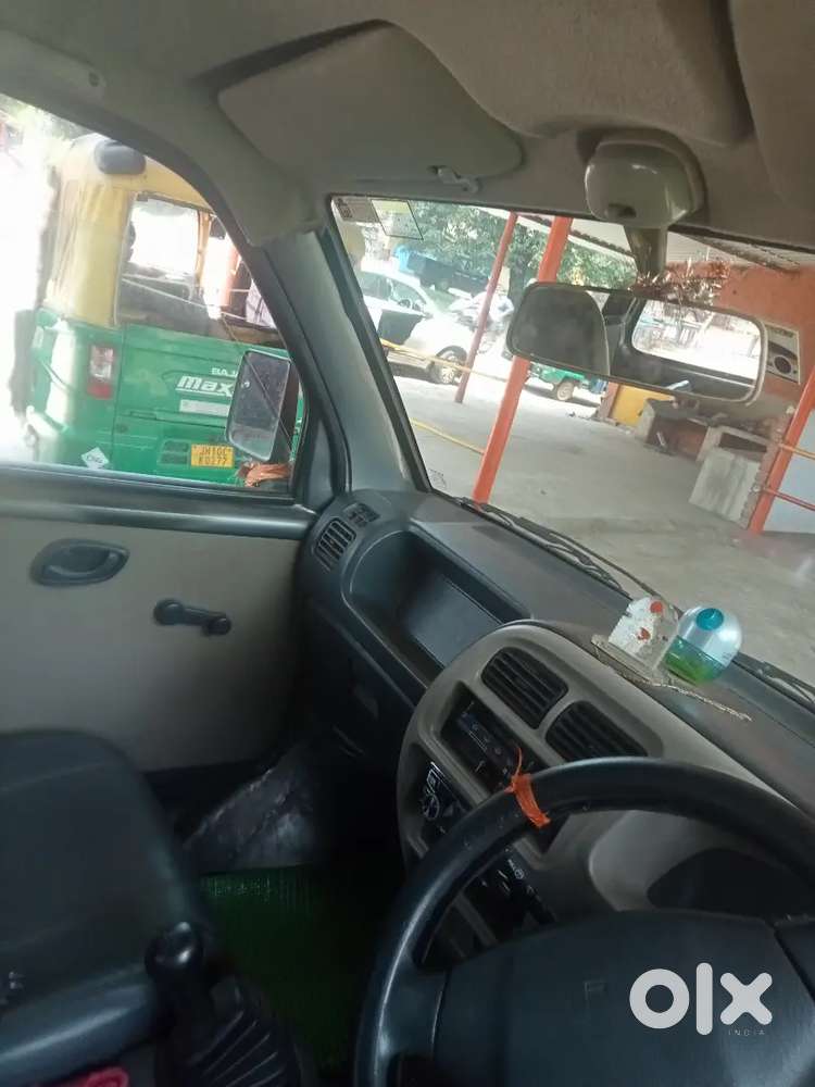 Maruti Suzuki Eeco 2011