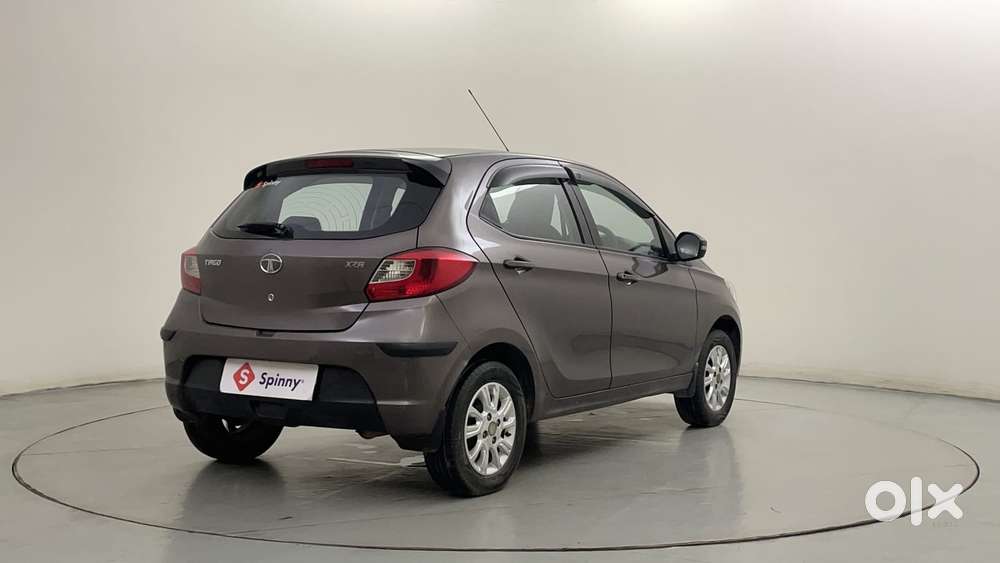 Tata Tiago Xza, 2017, Petrol