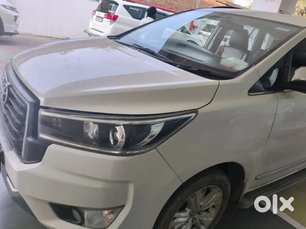 Toyota Innova Crysta 2018