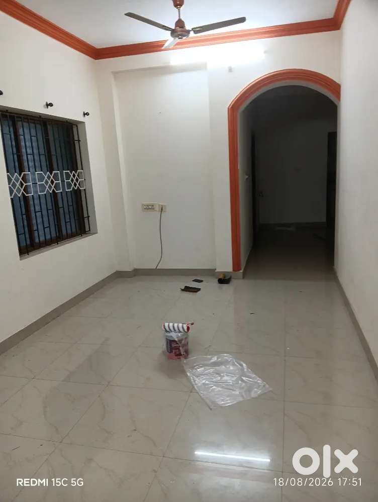 Kadri 2 Bhk Apartment for Bachelors students or working Rs. 18,000/-