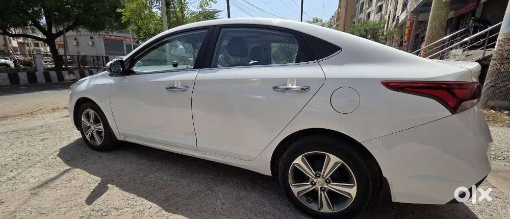 Hyundai Verna 1.6 Sx (o) Vtvt, 2018, Petrol