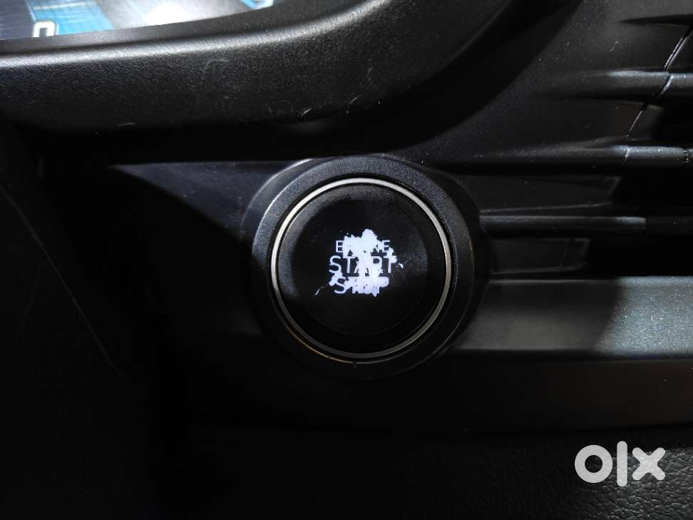 Hyundai New I20 1.2 Asta (o) Ivt, 2023, Petrol