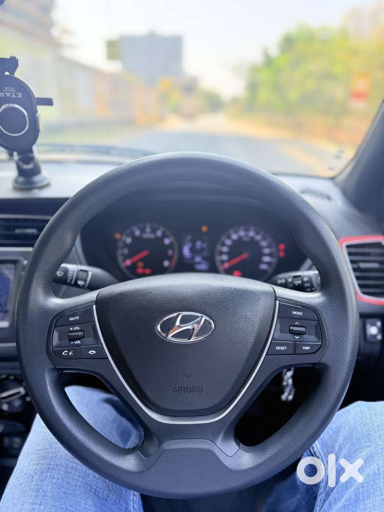 Hyundai I20 Sportz Plus Dual Tone, 2019, Cng & Hybrids