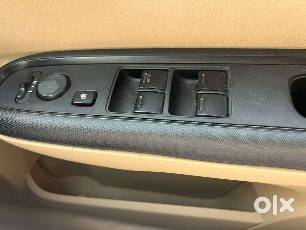 Honda Mobilio V I-dtec, 2014, Diesel