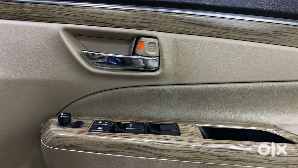 Maruti Suzuki Ciaz 1.5 Alpha Shvs Petrol, 2018, Petrol