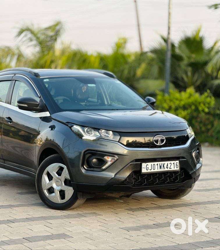 Tata Nexon 1.5 Revotorq Xm (s), 2023, Diesel