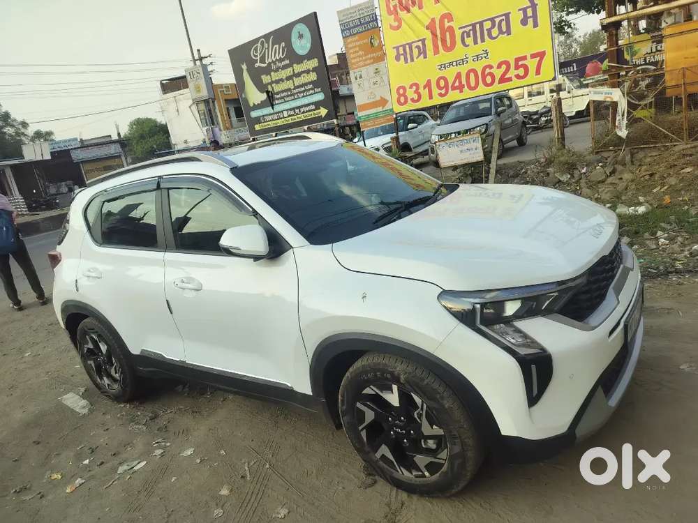 Kia Sonet 2025 Petrol 5900 Km Driven
