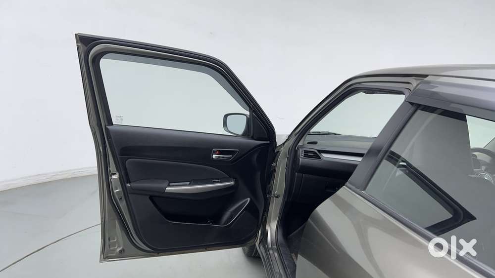 Maruti Suzuki Swift 1.3 Zxi, 2022, Petrol