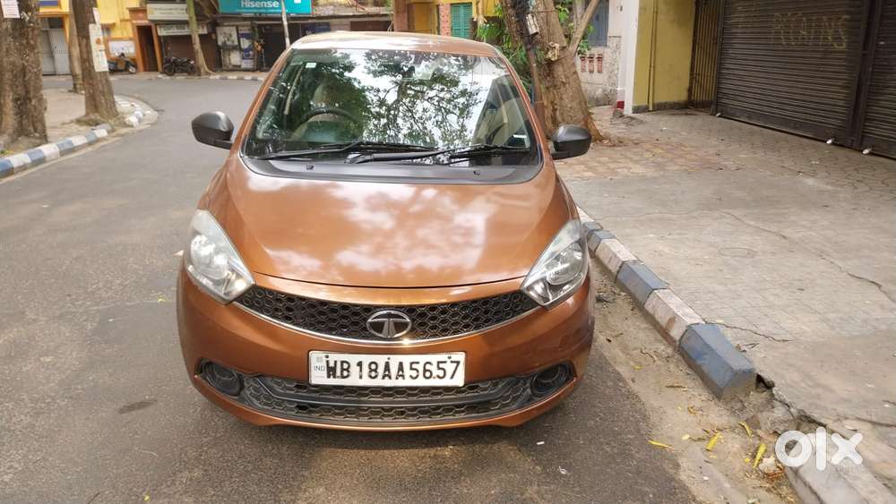 Tata Tigor Xe, 2018, Petrol